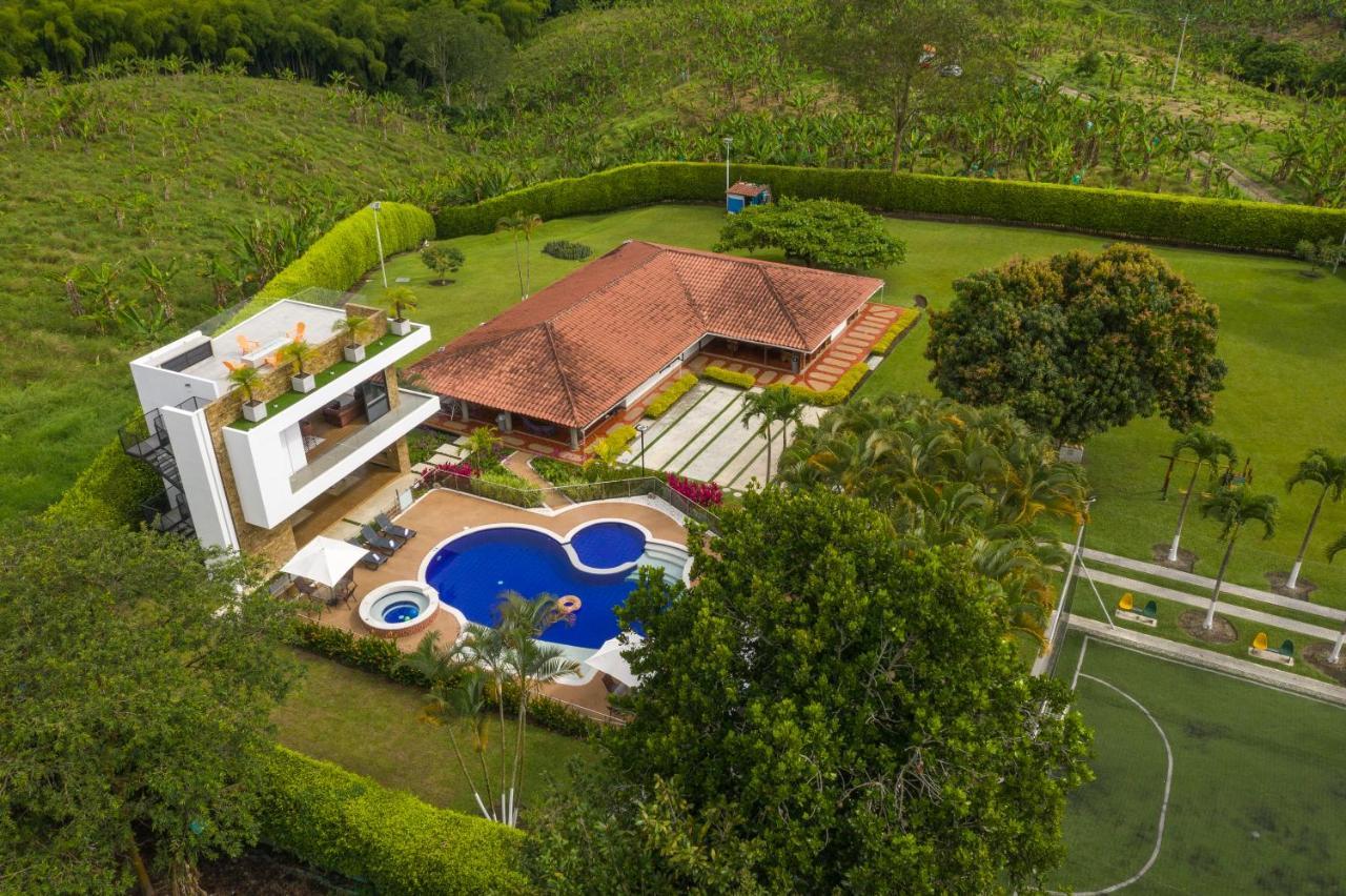 Chalet La Alemania Calarcá Zewnętrze zdjęcie