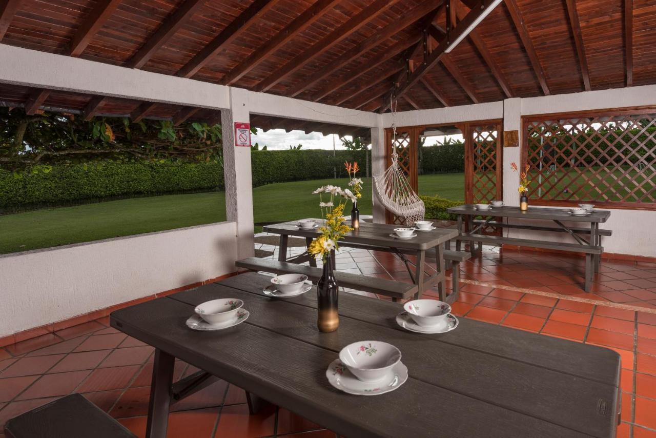 Chalet La Alemania Calarcá Zewnętrze zdjęcie